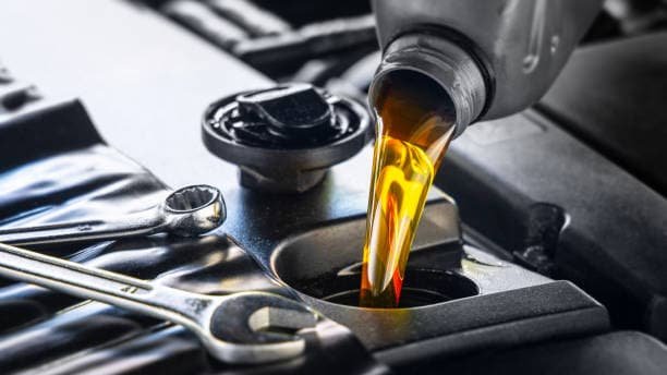 Oil Changes & Lubrication for commercial trucks — Super Petroleum Adel Georgia